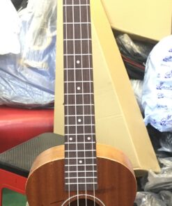 Mahalo Concert Ukulele 26 inches